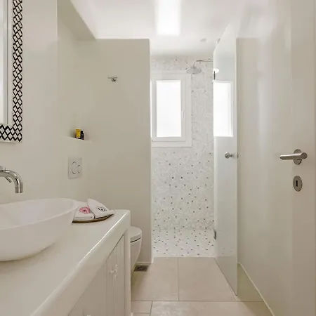 Lya Apartment