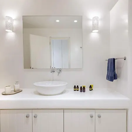 Lya Apartment Santa Maria (Paros)