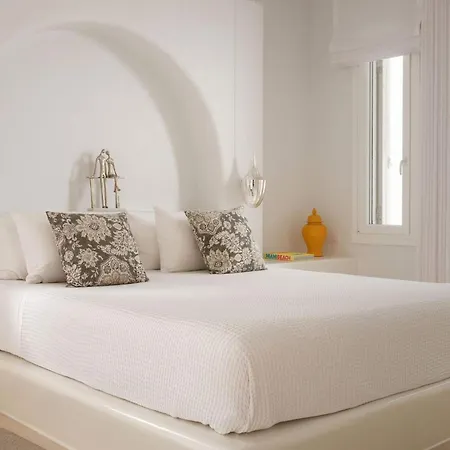 Lya Apartment