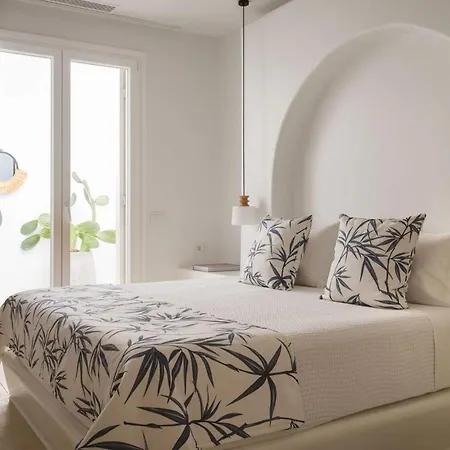 Lya Apartment Santa Maria (Paros)